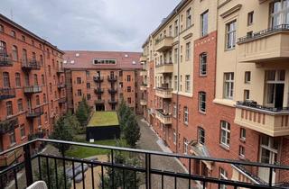 Wohnung mieten in Torstraße 85, 10119 Prenzlauer Berg, Nachmieter gesucht: 3-Zimmer-Wohnung mit Balkon in Berlin-Mitte ab 01.09
