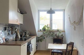 Wohnung mieten in Von Reiner Straße 28a, 93053 Kasernenviertel, Charmante Dachgeschosswohnung