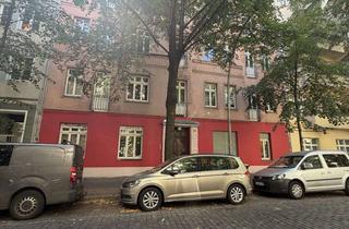 Wohnung mieten in 10247 Friedrichshain, Wohnen mit Charakter: Ein-Zimmer-Dachgeschosswohnung in Friedrichshain