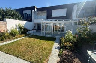 Haus kaufen in 23843 Bad Oldesloe, Reihenmittelhaus mit Loggia, Wintergarten und Sauna
