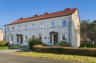 Haus kaufen in 02956 Rietschen, Wohnen am Waldsaum - Reihenendhaus mit gewachsener Substanz und Entwicklungspotenzial in Rietschen