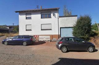 Haus kaufen in Worrachstraße, 66606 St. Wendel, Viel Platz für neue Ideen: Mehrgenerationenhaus mit Garten und großer Garage