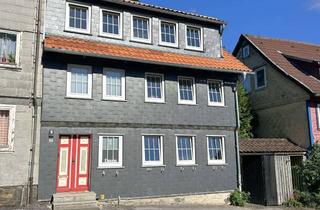 Doppelhaushälfte kaufen in Buntenböcker Straße, 38678 Clausthal-Zellerfeld, Sanierte Einfamilien-Doppelhaushälfte mit 165 m² Wohnfläche & Garten