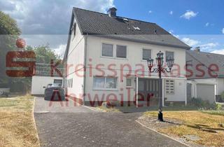 Einfamilienhaus kaufen in 53498 Waldorf, Großzügiges Einfamilienhaus in zentraler Lage!