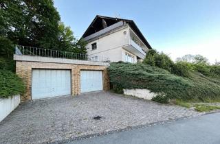 Haus kaufen in 34414 Warburg, Dreifamilienhaus mit Weitblick in Warburg-Germete – Kapitalanlage und Eigennutzung ideal kombiniert