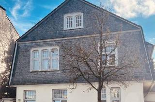 Villa kaufen in 42929 Wermelskirchen, Stadtvilla von 1914 – historischer Charme, großzügiges Wohnen und ein Garten voller Möglichkeiten