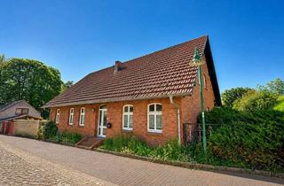 Bauernhaus kaufen in Carwitzer Straße 90, 17258 Feldberger Seenlandschaft, Bauernhaus mit zwei separaten Wohneinheiten und exklusivem Seegrundstück in Carwitz – Feldberger See