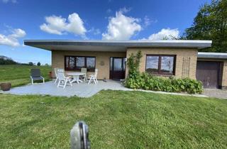 Haus mieten in 26434 Wangerland, Traumhafte Alleinlage im Wangerland: Ebenerdiger 4-Zimmer-Bungalow mit Weitblick, Terrasse & Garage