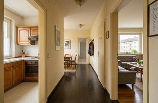 Wohnung kaufen in 60599 Oberrad, Charmante Zweizimmerwohnung im Südosten Frankfurts mit großem Balkon