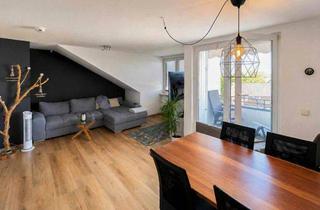 Wohnung kaufen in 21337 Lüneburg, Kapitalanlage über den Dächern Lüneburgs – vermietete Dachgeschosswohnung mit Balkon