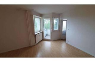 Wohnung kaufen in Stadtrandstraße 490, 13589 Spandau, Spandau mit Balkon, EBK, Wannenbad, Aufzug, Park; bezugs- und provisionsfrei! City mit Bus