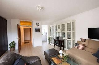 Penthouse kaufen in 22587 Hamburg, 1,5-Zimmer-Penthouse mit Potenzial am Erich-Blumenfeld-Platz