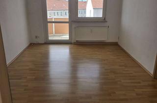 Wohnung mieten in Hans-Beimler-Straße, 08468 Reichenbach, Schöne 2-Raum-Wohnung mit Balkon sucht neuen Mieter