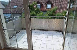 Wohnung mieten in Hinter Den Städeln 5-7, 92706 Luhe-Wildenau, Praktische 3-Zimmer-Wohnung mit Balkon in Luhe-Wildenau