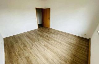 Wohnung mieten in Theaterstraße 40, 07545 Gera, Gut geschnittene 3 Zimmer Wohnung 66m2 + Balkon + Garten
