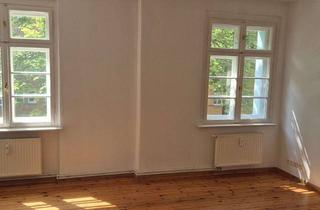 Wohnung mieten in 13595 Spandau, Charmante Altbauwohnung mit 2,5 Zimmern in Berlin Spandau