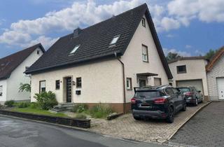 Haus kaufen in 32108 Bad Salzuflen, Charmantes Zweifamilienhaus mit 157 m² Wohnfläche in Bad Salzuflen