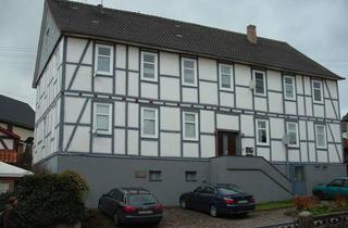 Wohnung mieten in 34582 Borken, 3 Zi-Obergeschoss- Wohnung im Fachwerkhaus Borken-OT