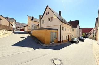 Einfamilienhaus kaufen in 74928 Hüffenhardt, Neu in Hüffenhardt: Großzügiges Wohnensemble mit Gewerbemöglichkeit