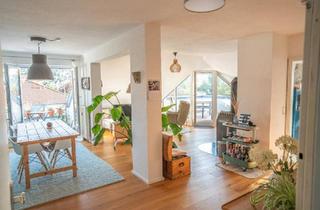 Wohnung kaufen in 89134 Blaustein, Blaustein - Loggia, Balkon & Weitblick: Luftige Wohnung in Klingenstein
