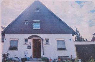 Haus kaufen in 73460 Hüttlingen, Hüttlingen - Haus mit Garten zum Renovieren zum Verkauf 299,500 Euro