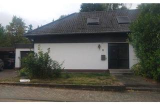 Haus kaufen in 66589 Merchweiler, Merchweiler - freistehender Bungalow mit viel Grundstück