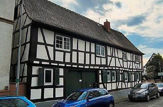 Haus kaufen in 64409 Messel, Messel - Historisches Fachwerkhaus, 3 Whg. und Nebengebäuden - Messel