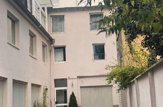 Wohnung kaufen in 44137 Dortmund, Dortmund - Großzügige Eigentumswohnung (Hofgebäude) mit Dachterasse