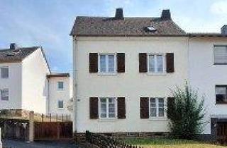 Einfamilienhaus kaufen in 56073 Koblenz, Koblenz - Ruhig gelegenes Haus mit Scheune und Innenhof, Nähe Koblenz
