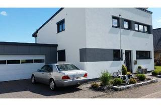 Haus kaufen in 56288 Kastellaun, Kastellaun - Zweifamilienhaus in LahrHunsrück |Massivbau|PV-Anlage|von privat