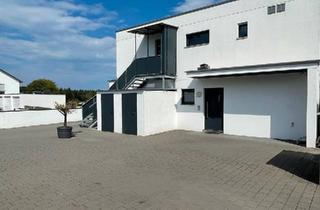 Wohnung kaufen in 73207 Plochingen, Plochingen - Exklusive 5,5-Zimmer-Eigentumswohnung Feldrandlage großer Balkon