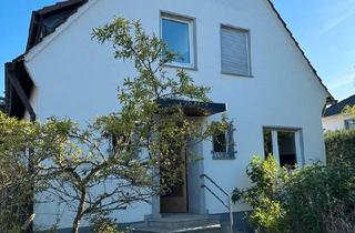 Einfamilienhaus kaufen in 53721 Siegburg, Siegburg - Freistehendes Einfamilienhaus in Top Lage mit Abteiblick