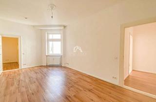 Wohnung kaufen in Alt-Moabit 126, 10557 Tiergarten, MOABIT - ZENTRAL UND RUHIG! SCHÖNE UND GEPFLEGTE ALTBAUWOHNUNG IM GARTENHAUS! PROVISIONSFREI!
