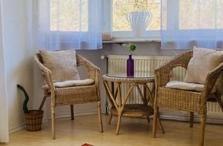 Wohnung kaufen in 88250 Weingarten, Lichtdurchflutete 2-Zimmer-Wohnung Balkon Mit Basilika-Blick PLUS Wintergarten & Einbauküche
