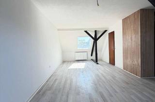 Wohnung kaufen in Kettwiger Straße 18, 40233 Flingern Süd, Vermietete Dachgeschosswohnung als Kapitalanlage in Düsseldorf-Flingern