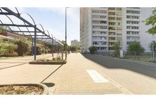 Wohnung kaufen in 67071 Oggersheim, Wertstabil: Gepflegte 2-ZKB mit Aussichtsbalkon und TG-Stellplatz!