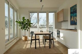 Penthouse mieten in 10243 Friedrichshain, Helle Penthousewohnung ab sofort bezugsfrei mit Fahrstuhl und Keller