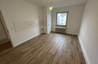 Wohnung mieten in Bochumer Str. 226, 44625 Herne-Süd, renovierte 3-Zimmer-Wohnung mit Balkon und bester Verkehrsanbindung