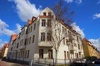 Wohnung mieten in Dessauer Straße, 39114 Brückfeld, 3-Zi.-Whg. mit Balkon, EBK und Pkw-Stellplatz in MD-Brückfeld nahe Herrenkrug