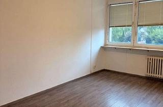 Wohnung mieten in Rhönstraße 17, 63071 Offenbach, 3-Zimmer-Wohnung mit Balkon und opt. Stellplatz in Offenbach – sofort verfügbar