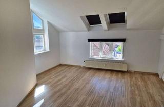 Wohnung mieten in Grimmelallee 10 a, 99734 Nordhausen, Dachgeschosswohnung mit 5 Zimmern, Einbauküche und Lift in Nordhausen