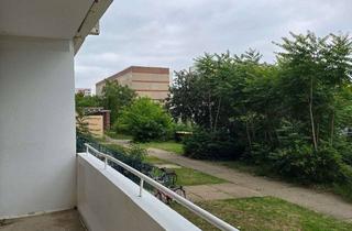 Wohnung mieten in Carl-Spitzweg-Straße, 39576 Stendal, Familienwohnung mit Balkon... 3 -Raumwohnung im Hochparterre!