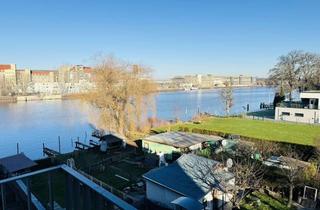 Wohnung mieten in Schnellerstraße 86, 12439 Niederschöneweide, Wohnen mit besonderer Aussicht – 2-Zimmer-Wohnung an der Spree