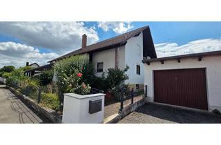 Einfamilienhaus kaufen in 85123 Karlskron, Charmantes Einfamilienhaus mit großem Grundstück und Ausbaupotenzial