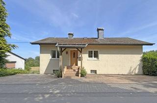 Haus kaufen in 53520 Nürburg, Solides Wohnhaus in direkter Nähe zur Nordschleife am Nürburgring/Eifel