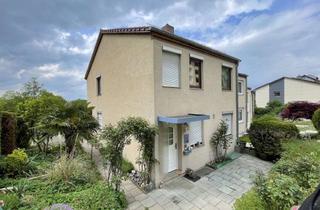 Haus kaufen in Rechbergstraße 56, 72800 Eningen, Urlaubsfeeling mit Palme im Garten - Reiheneckhaus in sonniger Halbhöhenlage