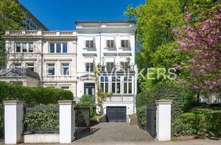Villa kaufen in , 20146 Harvestehude, Stadtvilla mit besonderer Ausstrahlung.
