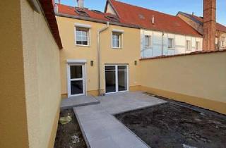 Haus mieten in Lindenstraße 17, 14959 Trebbin, Saniertes Stadthaus in ruhiger Seitenstraße mit kleinem Innenhof!