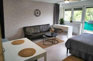 Wohnung kaufen in 47055 Wanheimerort, Möbliert und sofort frei: 1-Zimmer-Apartment mit Balkon und Stellplatz in Wanheimerort