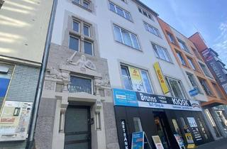 Wohnung kaufen in 56068 Mitte, Große Dachgeschosswohnung in gepflegtem Altbau in der südlichen Vorstadt von Koblenz!Vermietet!
